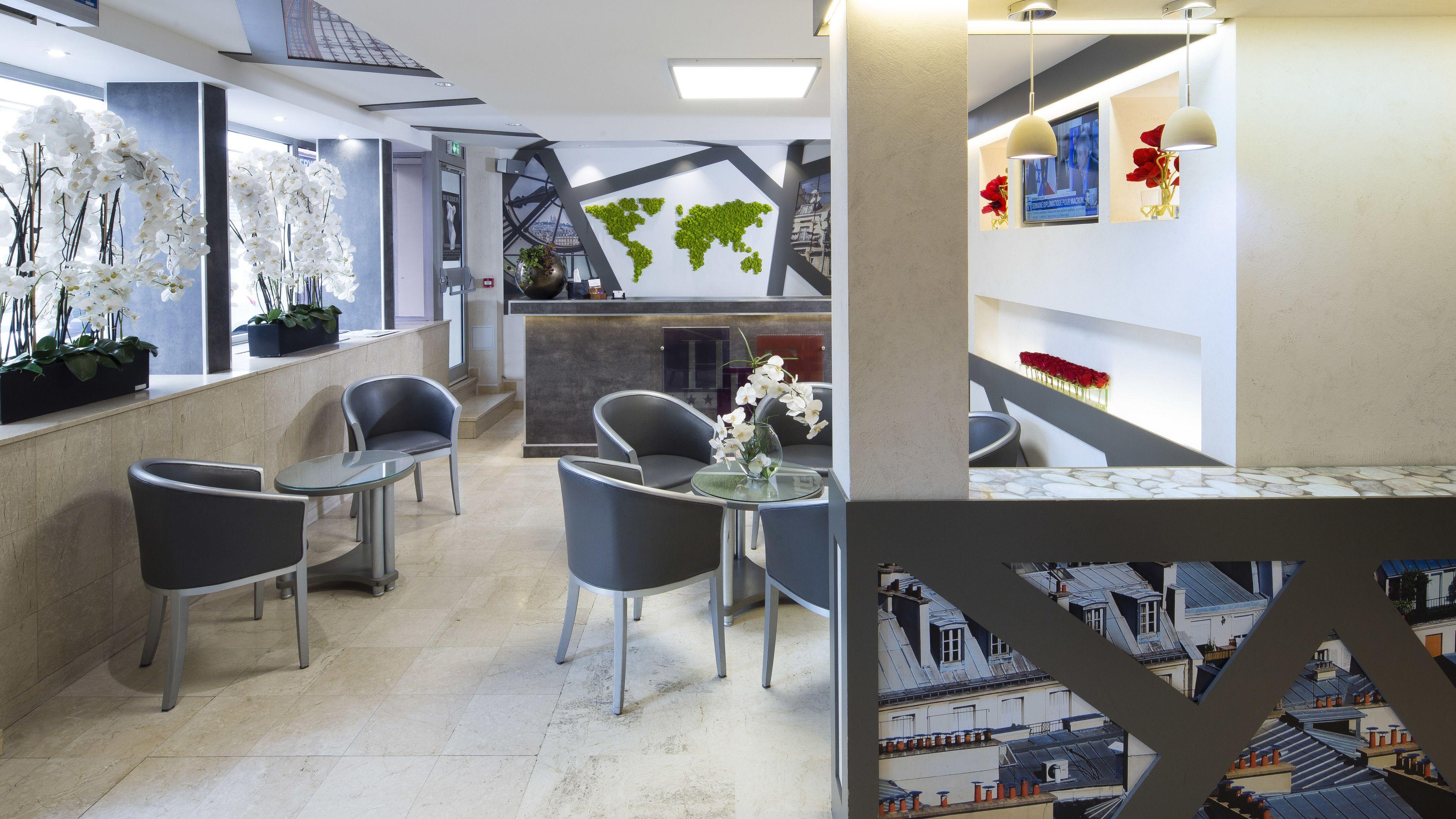 Hotel Du Plat D'etain 3*