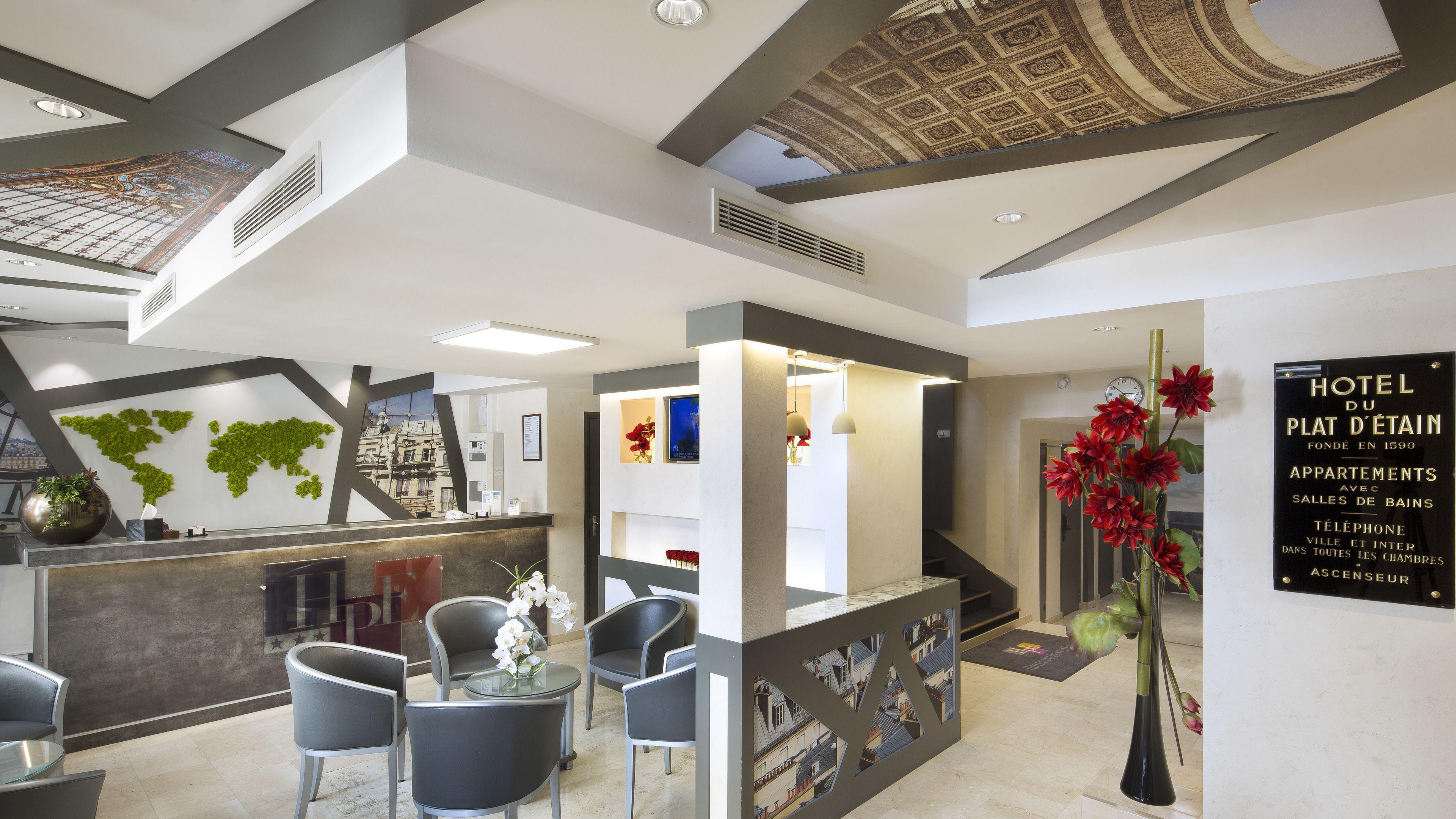 Du Plat D'etain Hotel