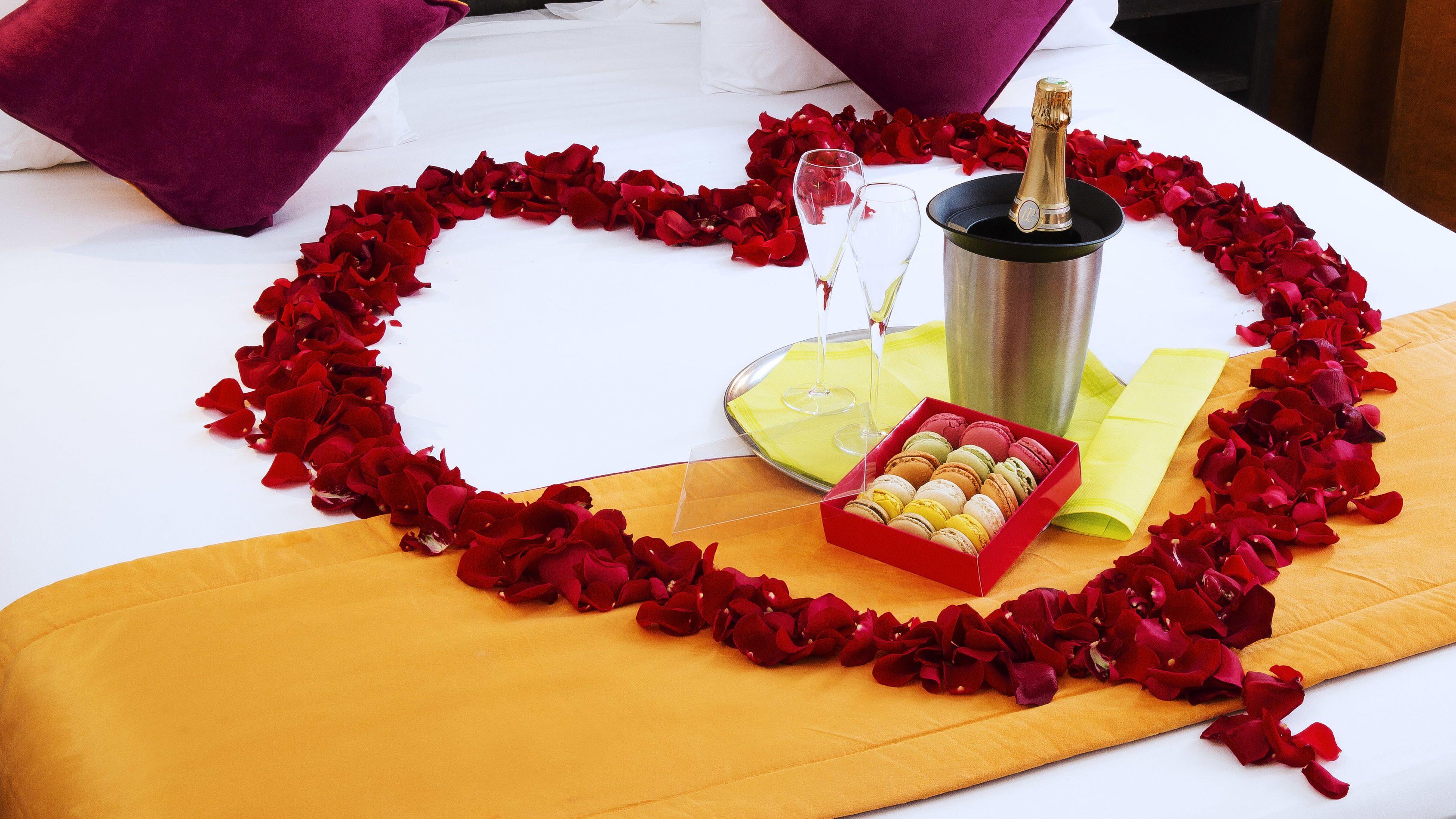 Du Plat D'etain Hotel