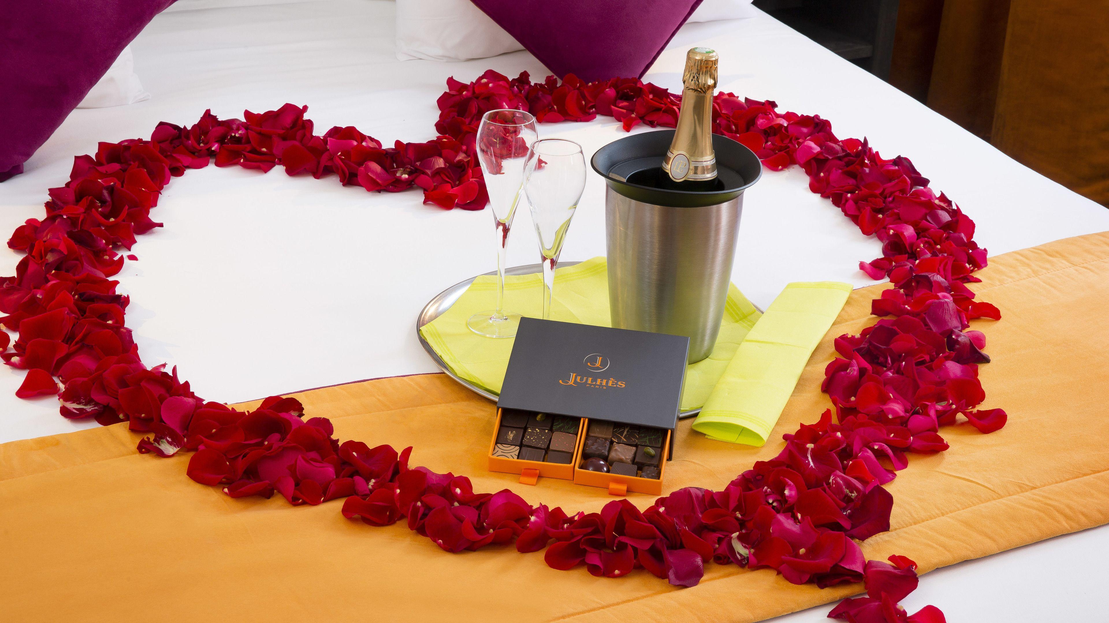 Hotel Du Plat D'etain Parigi