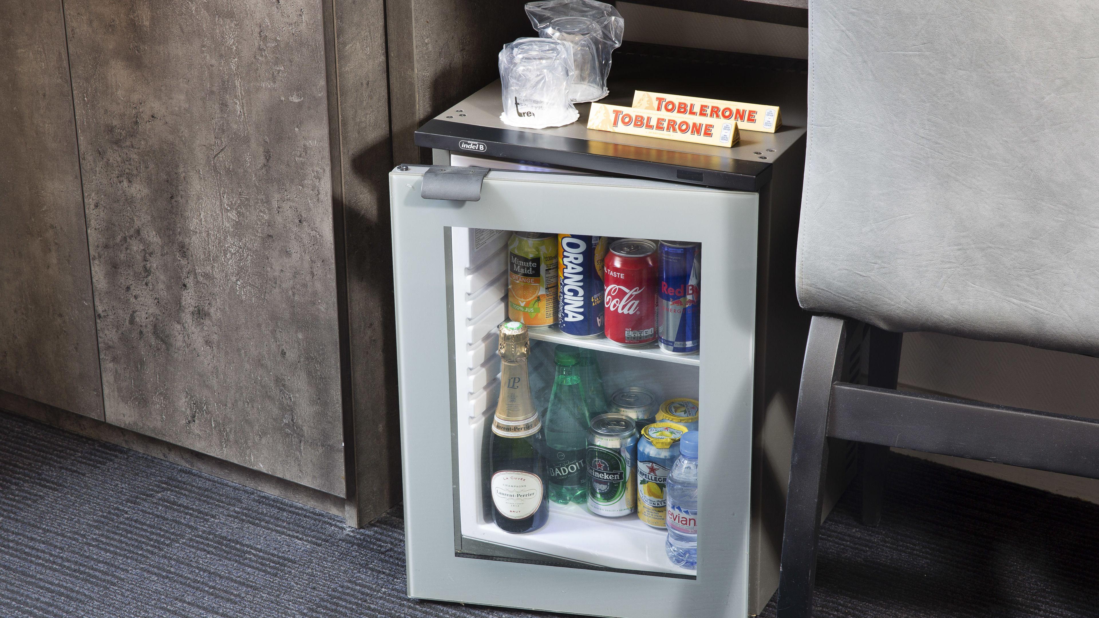 Du Plat D'etain Paris