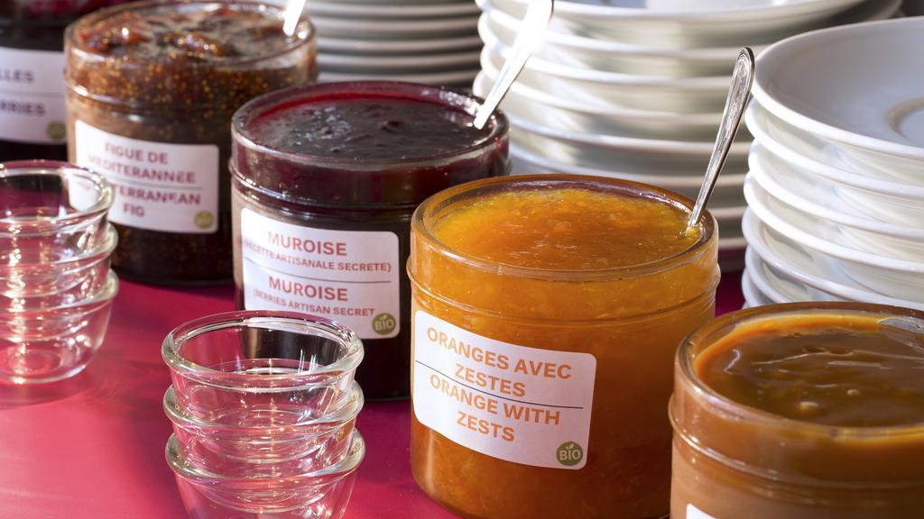 Du Plat D'etain Hotel